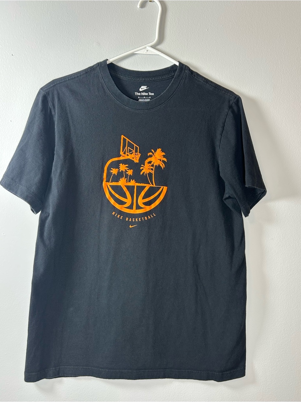 Nike Basketball Graphic T Shirt Men Large Black Orange Palm Tree Hoop Tee M